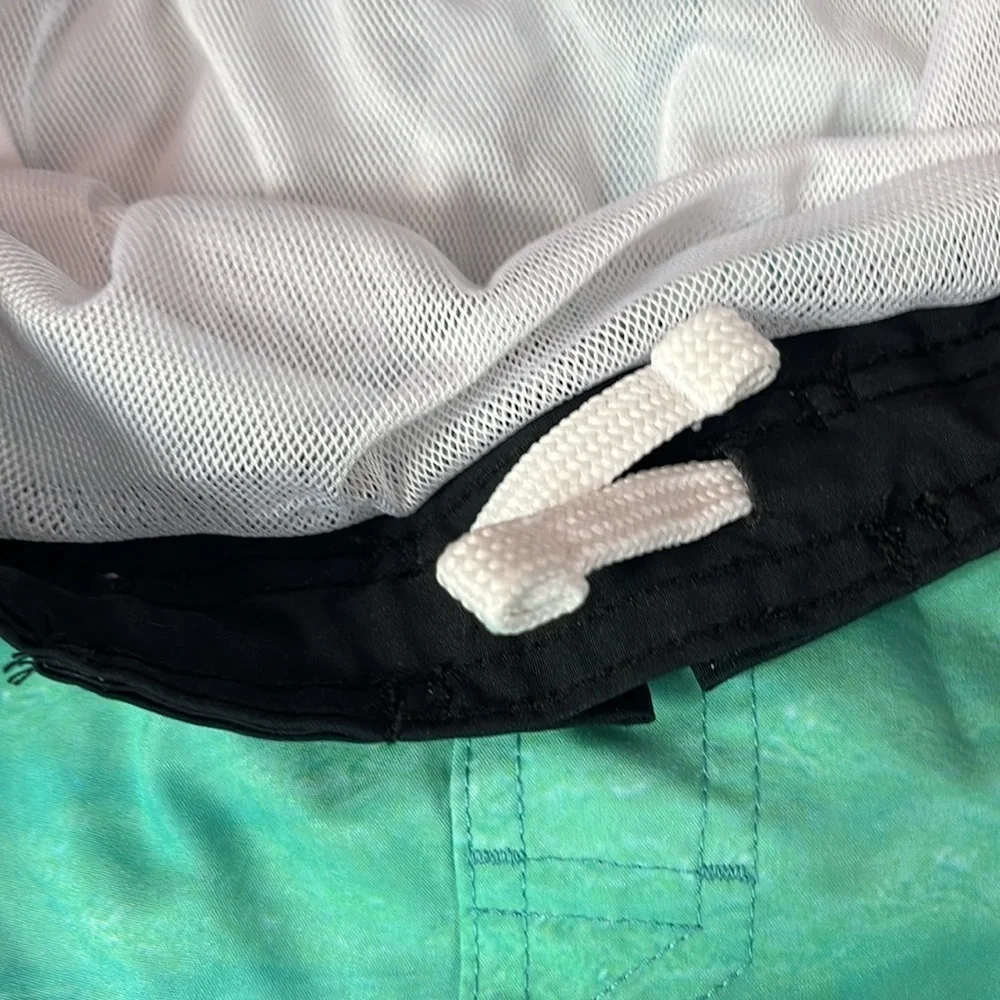 New boys swim trunks
